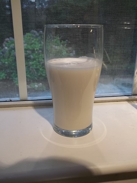 How to Make Homemade Almond Milk